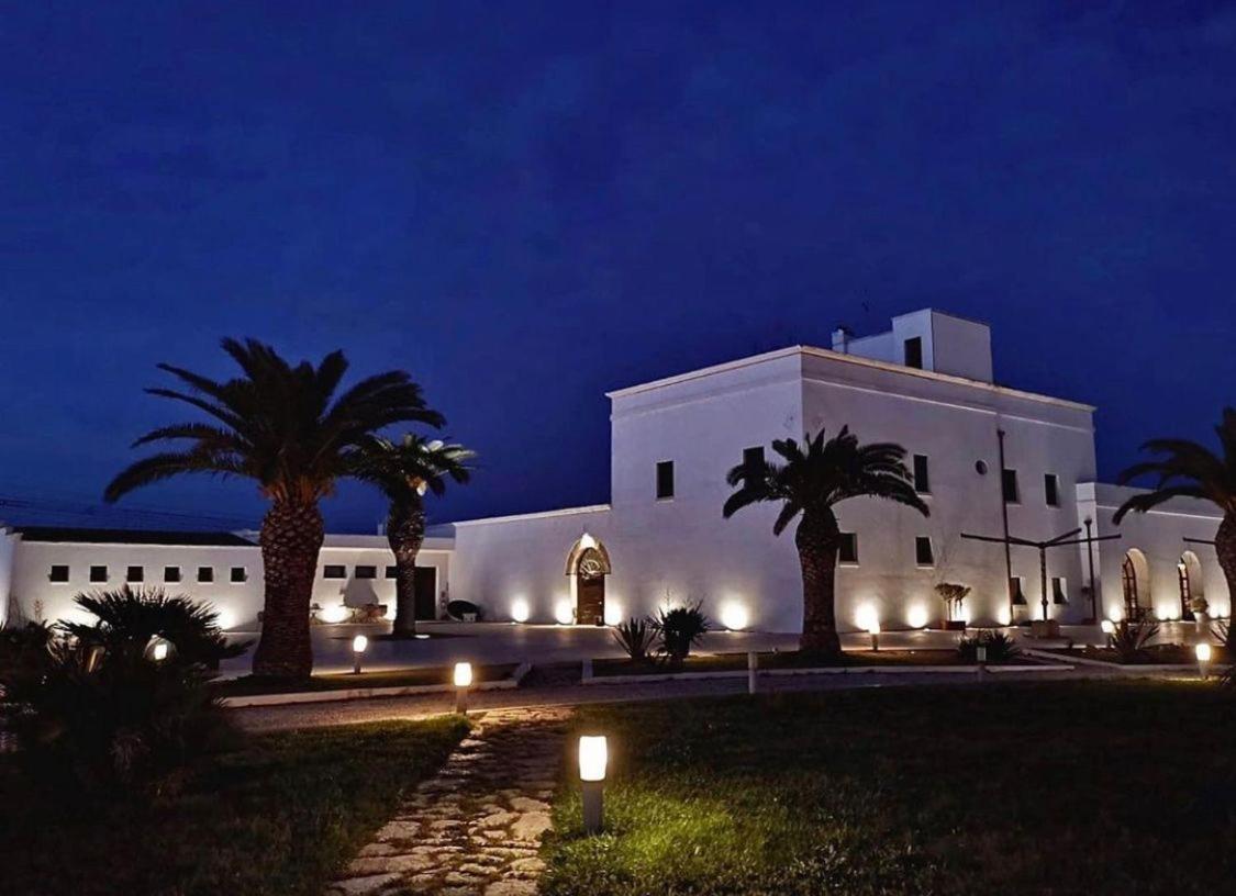 Hotel Saraceno Al Faro Taranto Exterior foto